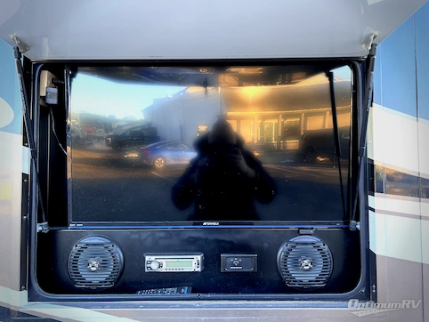 2014 Forest River Berkshire 390BH RV Photo 4