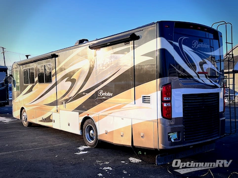 2014 Forest River Berkshire 390BH RV Photo 3