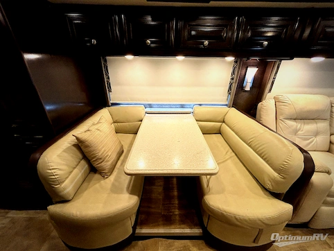 2017 Thor Palazzo 36.1 RV Photo 3