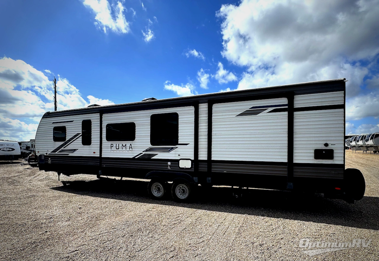2023 Palomino Puma 32BH2B Photo 2
