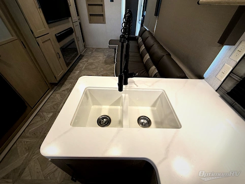 2024 Forest River Wildwood 29VIEW RV Photo 3