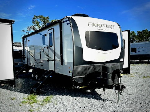 Used 2020 Forest River Flagstaff Super Lite 26RKBS Featured Photo
