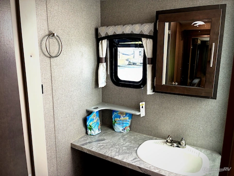 2020 Forest River Flagstaff Super Lite 26RKBS RV Photo 4