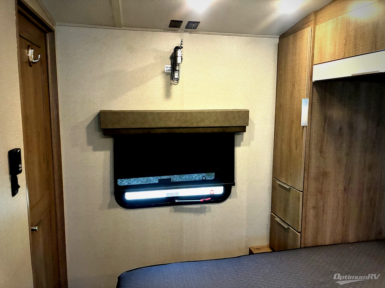 2020 Grand Design Imagine 3250BH Photo 21