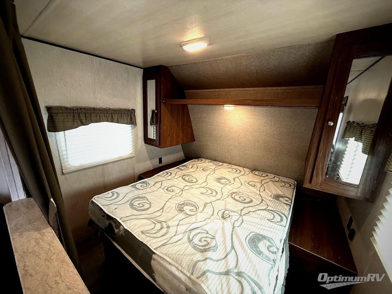2019 Heartland Prowler Lynx 25LX Photo 6