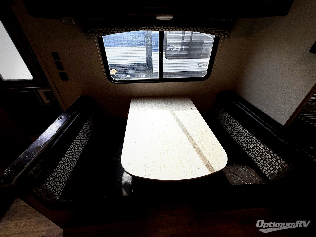 2019 Heartland Prowler Lynx 25LX Photo 9