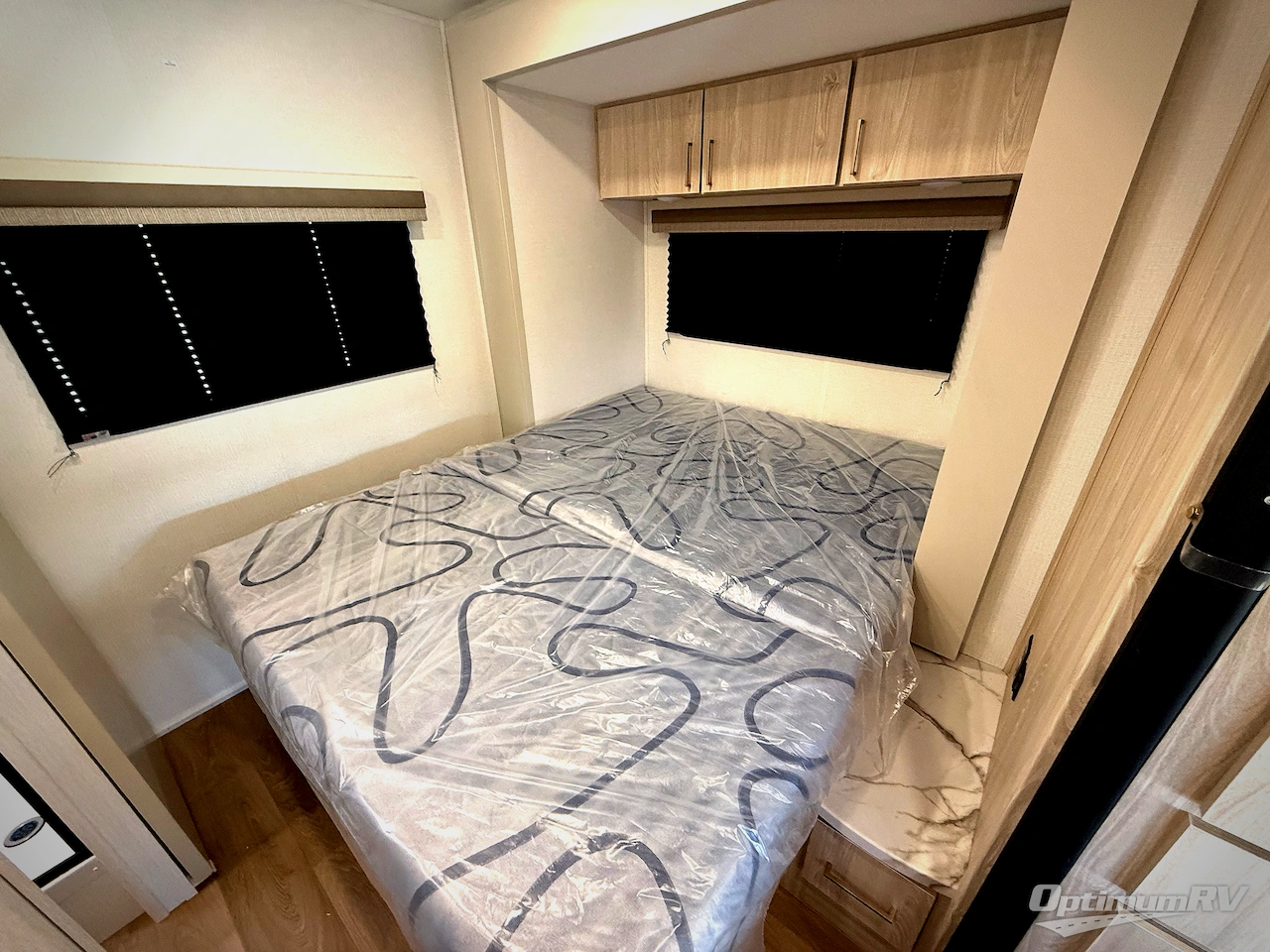 2026 East To West Entrada 2200S Photo 18