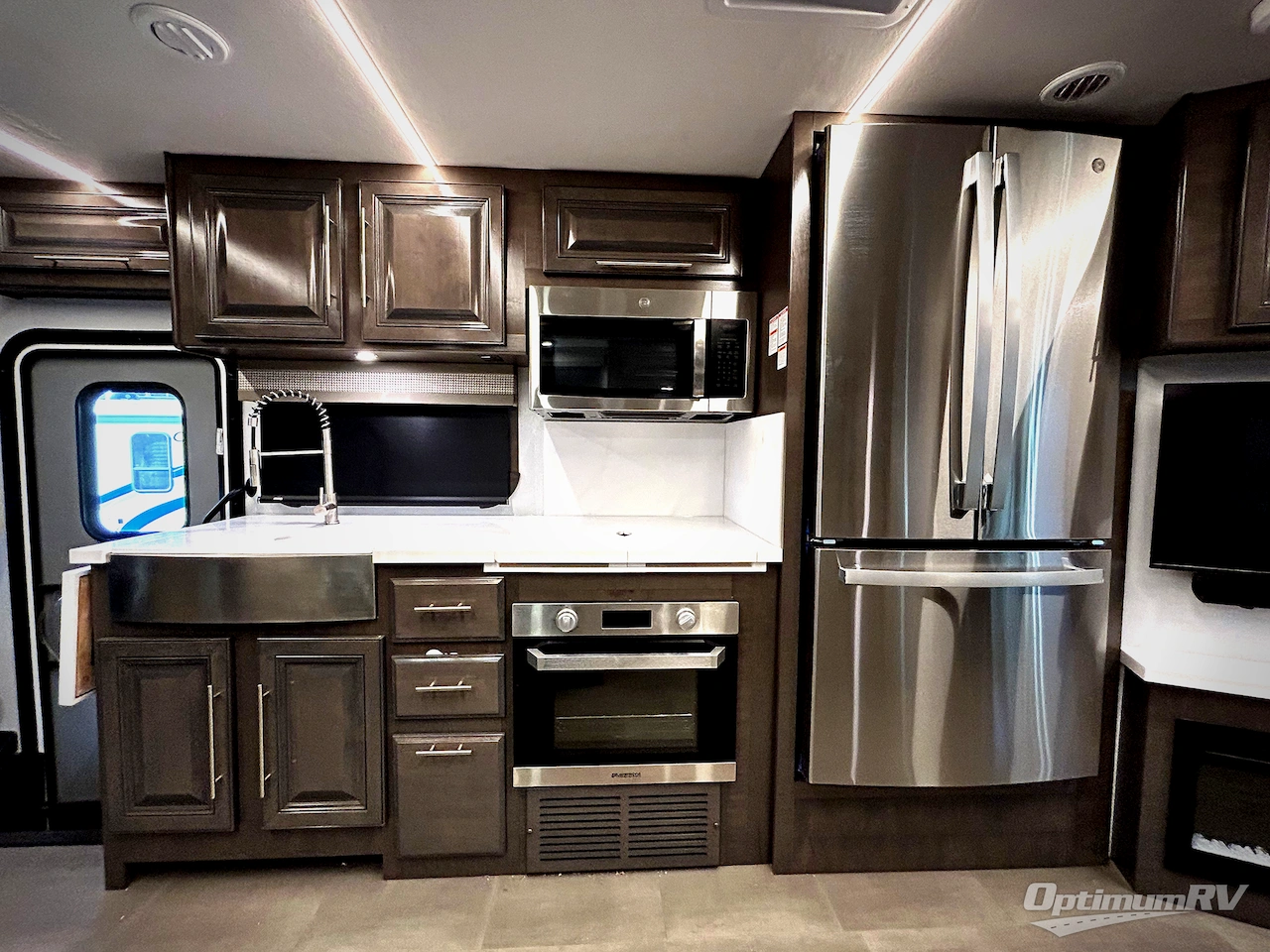 2025 Forest River Georgetown 7 Series 36K7 Photo 6