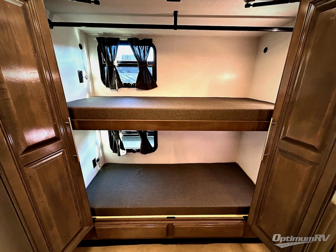 2025 Forest River Georgetown 7 Series 36K7 Photo 15