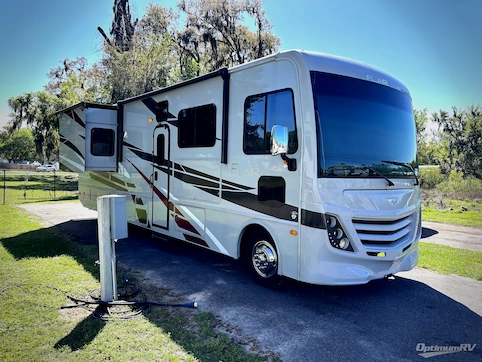Used 2024 Fleetwood RV Flair 32N Featured Photo