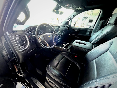 2020 Chevrolet Silverado 3500HD RV Photo 3