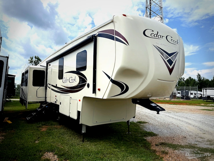 2019 Forest River Cedar Creek Silverback 33IK RV Photo 1