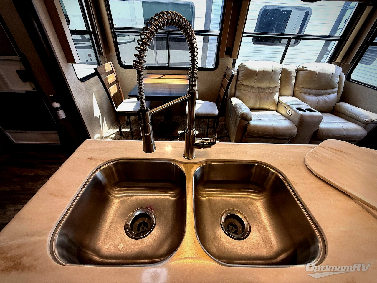 2019 Forest River Cedar Creek Silverback 33IK Photo 12