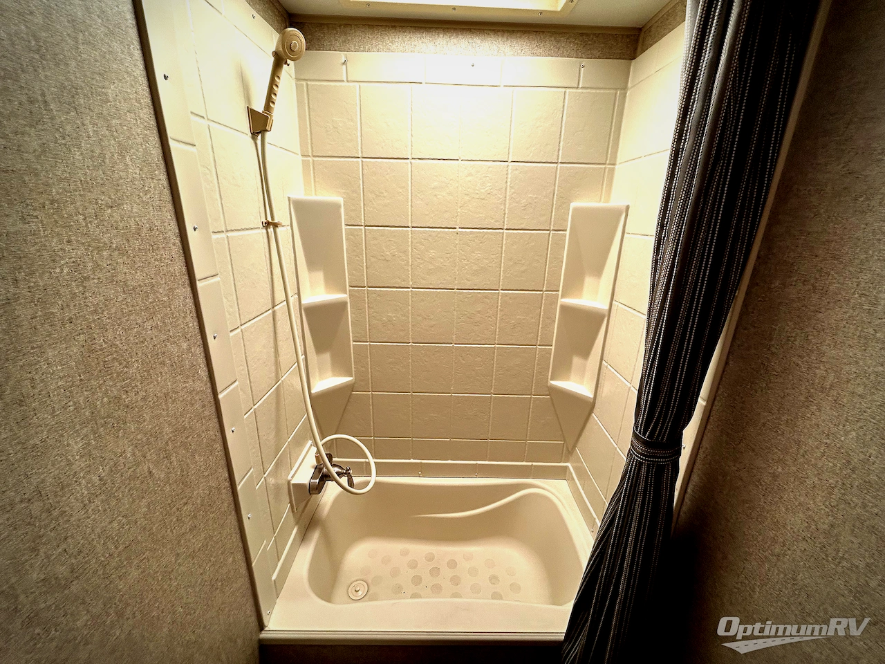 2017 Coachmen Catalina SBX 261BHS Photo 15