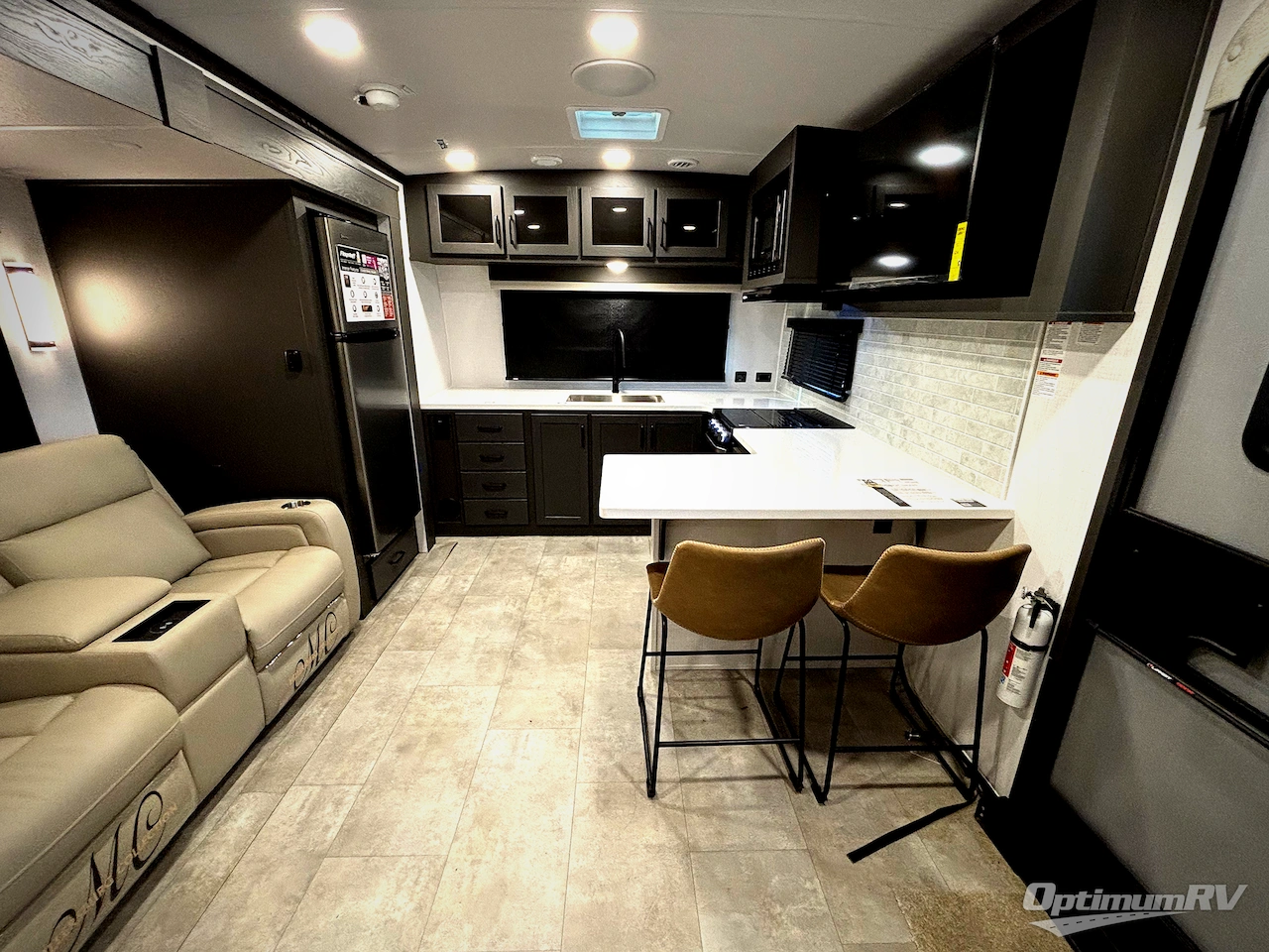 2025 Forest River Flagstaff Classic 826MBR Photo 5