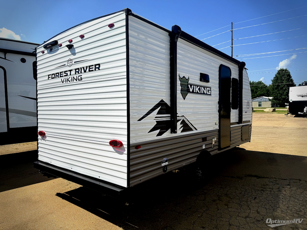 2026 Forest River Viking 4K Series 18FQ Photo 3