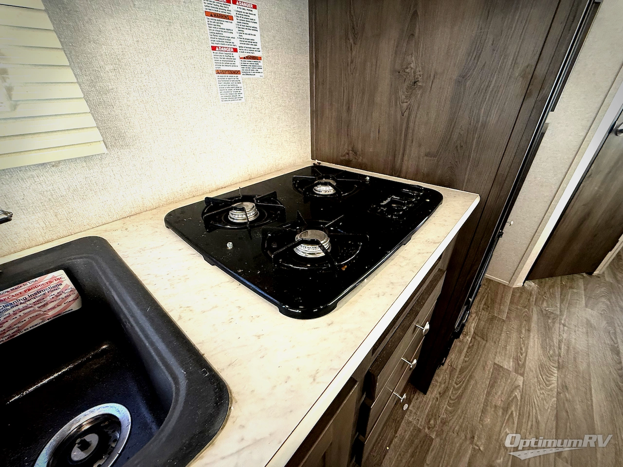 2019 Coachmen Clipper Ultra-Lite 19TB Photo 12