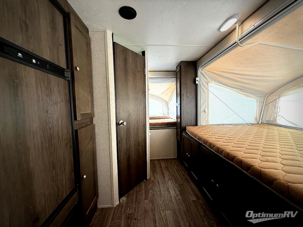 2019 Coachmen Clipper Ultra-Lite 19TB Photo 15