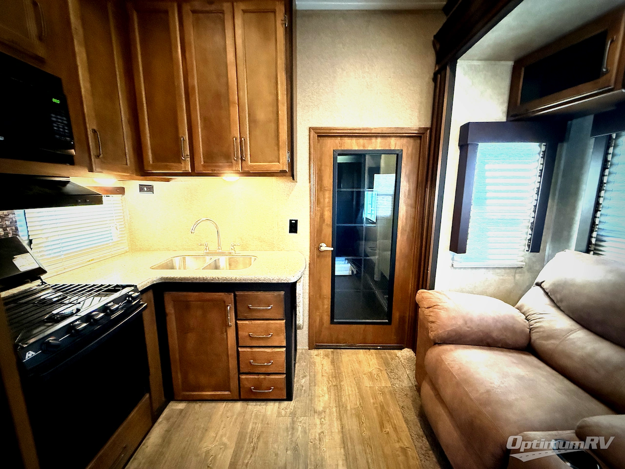 2015 Keystone Carbon 297 Photo 16