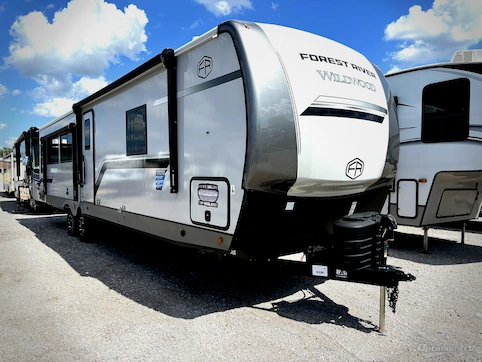 New 2026 Forest River Wildwood Heritage Glen 308RL Featured Photo