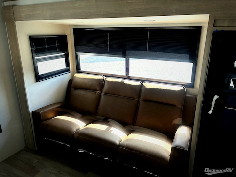 2026 Grand Design Imagine 2470BH RV Photo 3