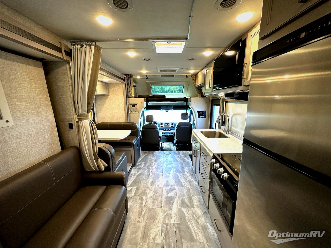 2021 Thor Quantum Sprinter CR24 Photo 7