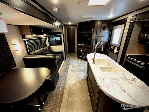 2020 Jayco Jay Flight 33RBTS RV Photo 3