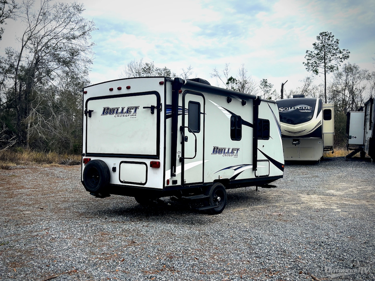 2019 Keystone Bullet Crossfire 1650EX Photo 2