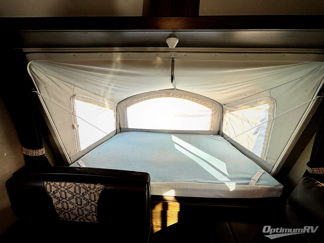 2019 Keystone Bullet Crossfire 1650EX Photo 7