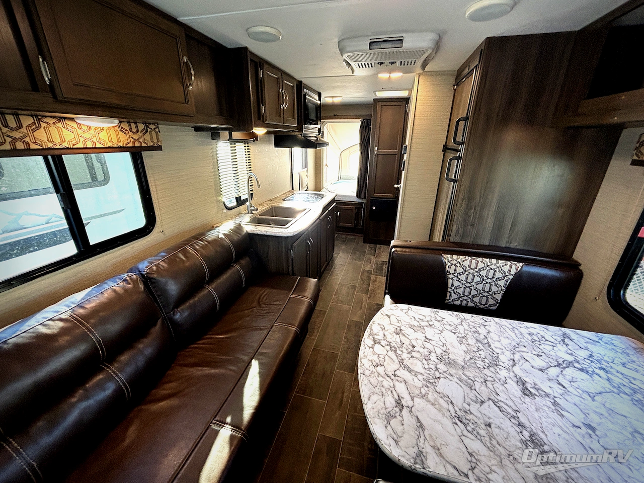 2019 Keystone Bullet Crossfire 1650EX Photo 8