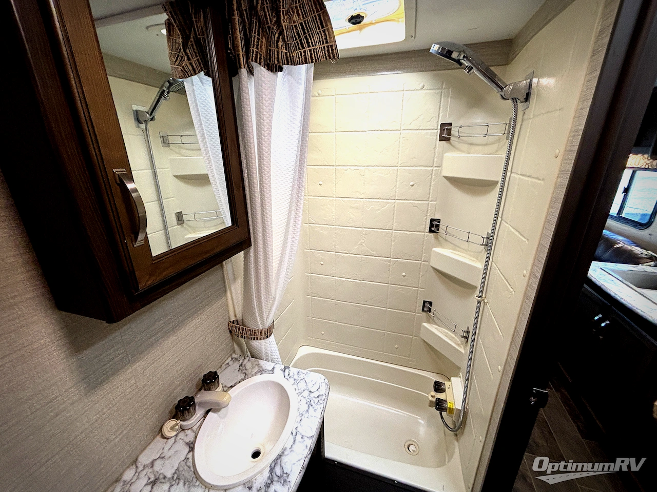 2019 Keystone Bullet Crossfire 1650EX Photo 13