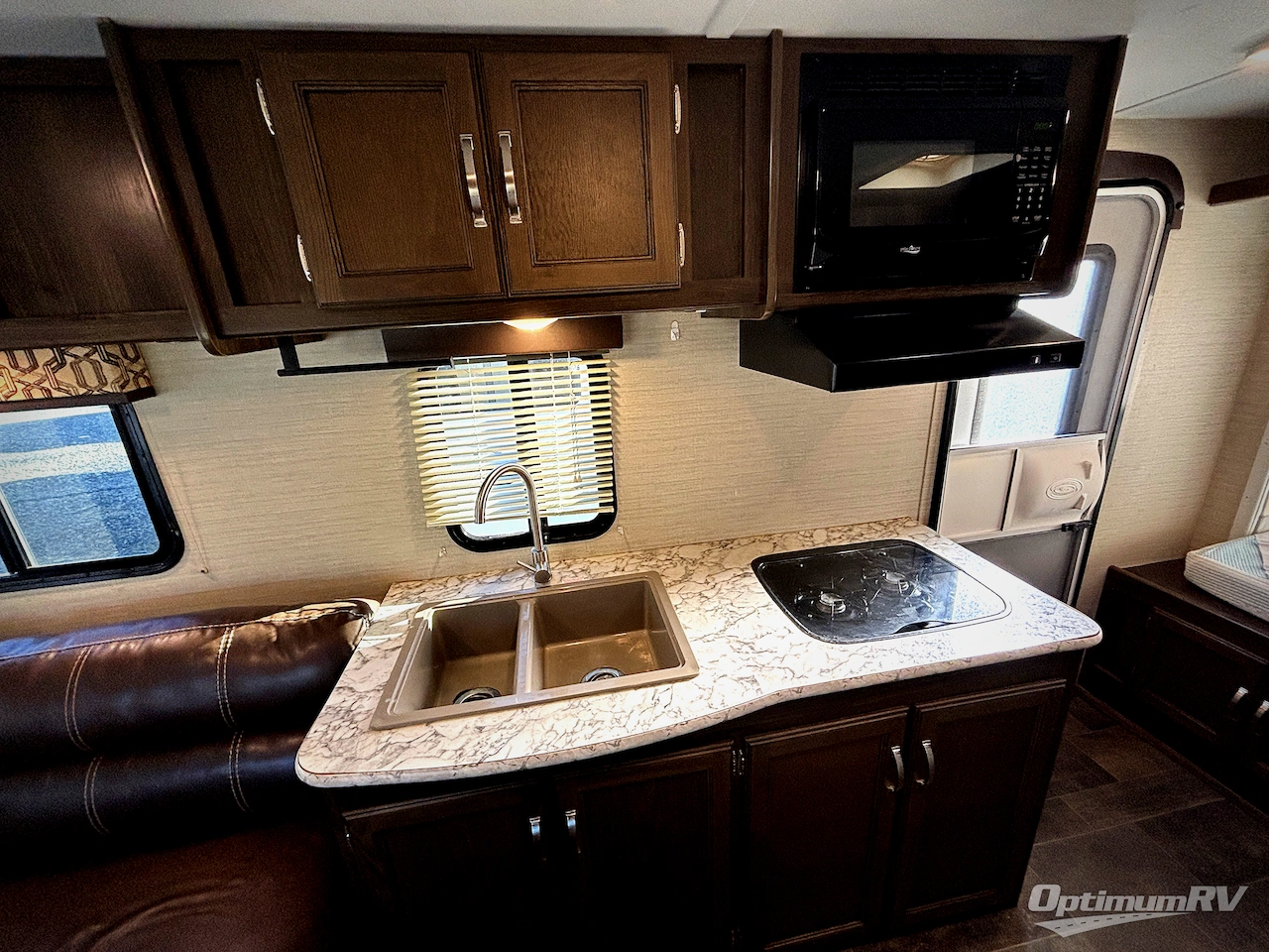 2019 Keystone Bullet Crossfire 1650EX Photo 16