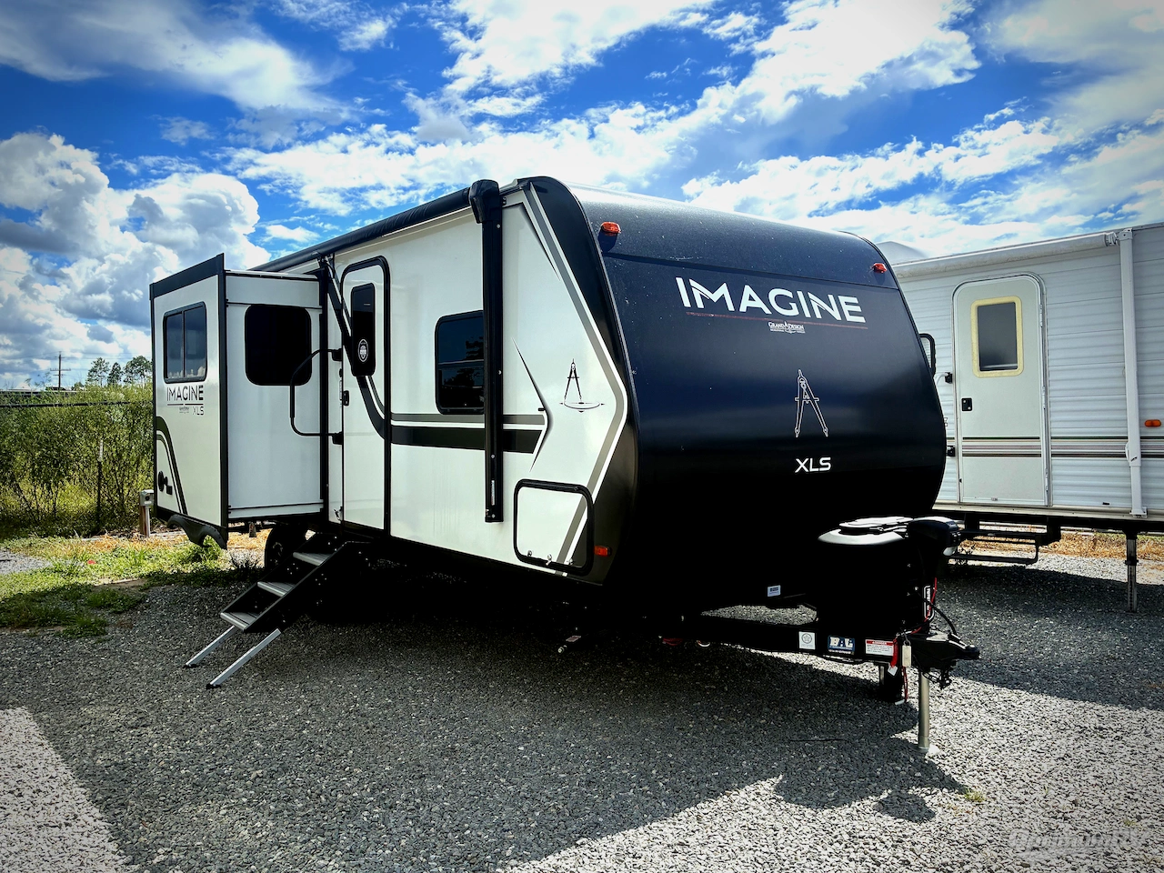 2027 Grand Design Imagine XLS 22RBE Photo 2