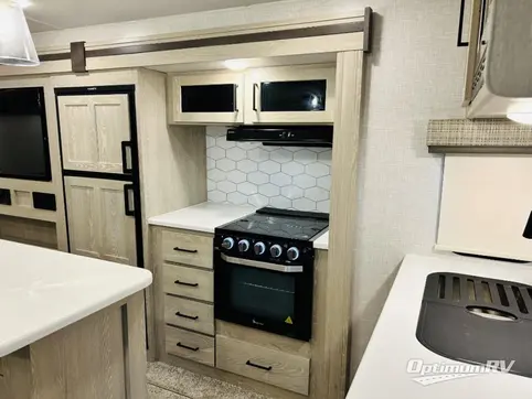2021 Forest River Flagstaff Super Lite 29RLBS RV Photo 2