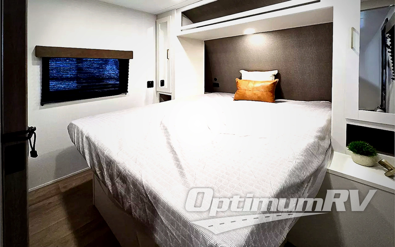 2027 Grand Design Transcend Xplor 24BHX Photo 9