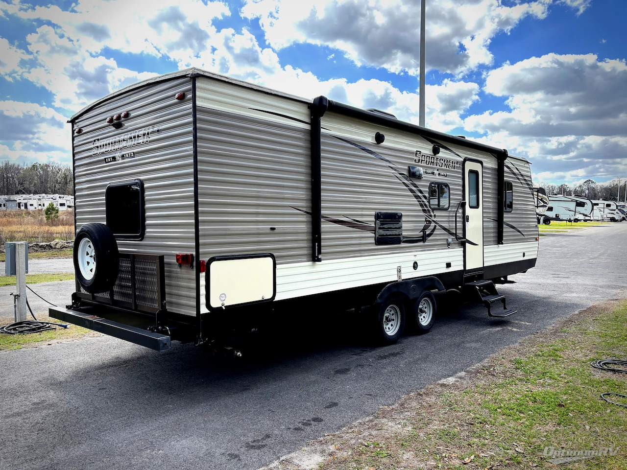 2018 KZ Sportsmen LE 282BHLE Photo 2