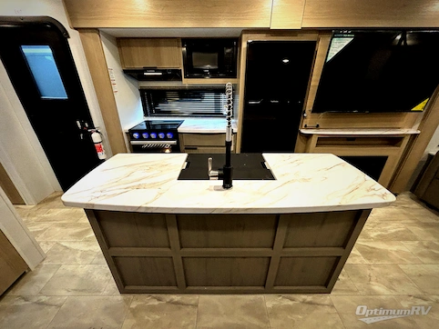 2025 Dutchmen Kodiak Ultimate 3221RLSL RV Photo 2