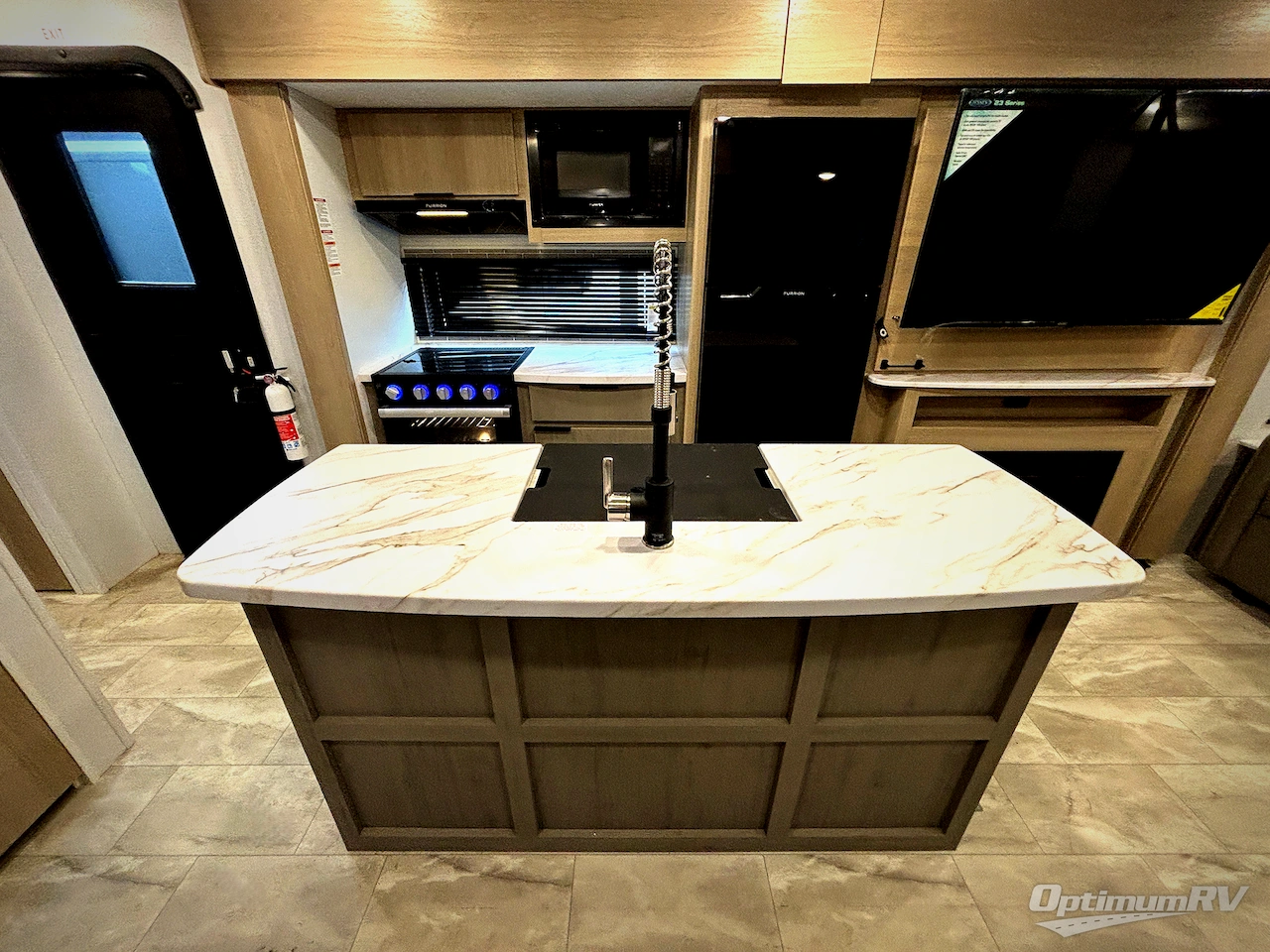 2025 Dutchmen Kodiak Ultimate 3221RLSL Photo 6