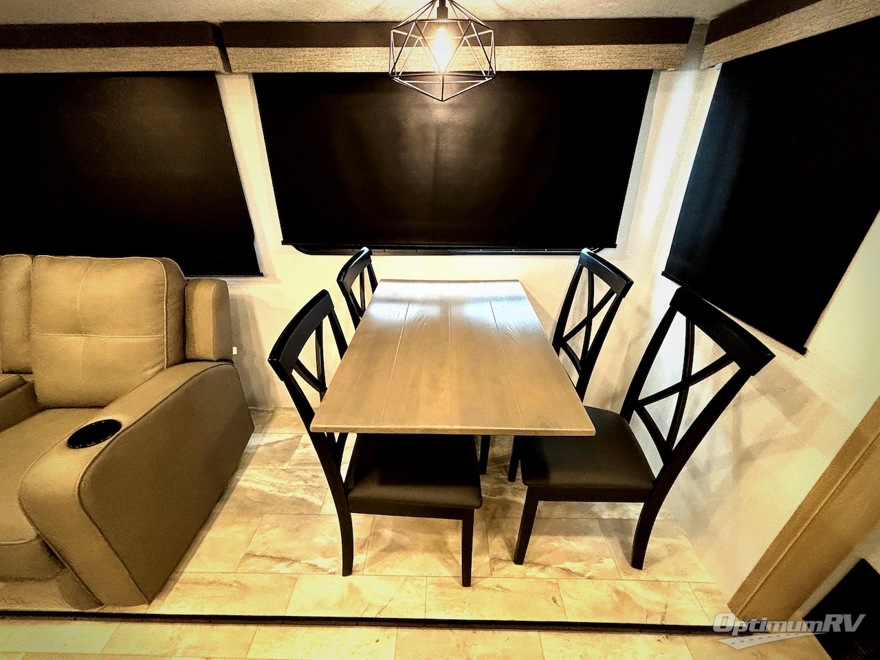 2025 Dutchmen Kodiak Ultimate 3221RLSL Photo 16