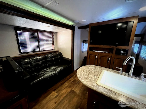 2018 Forest River Salem Cruise Lite 263BHXL RV Photo 2