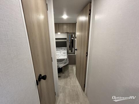 2026 Dutchmen Kodiak 308BHSL RV Photo 4