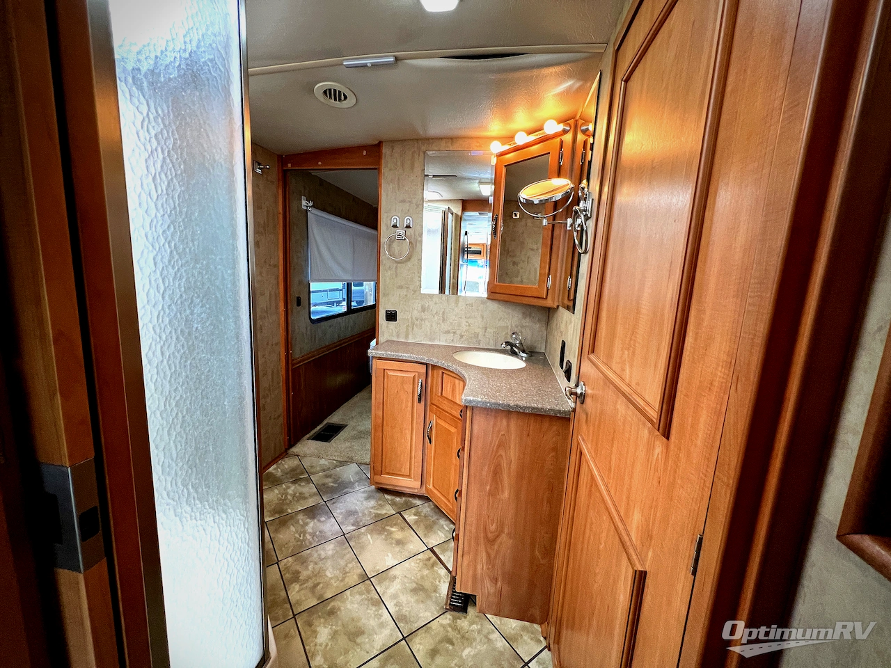 2007 Itasca Meridian 36 G Photo 17