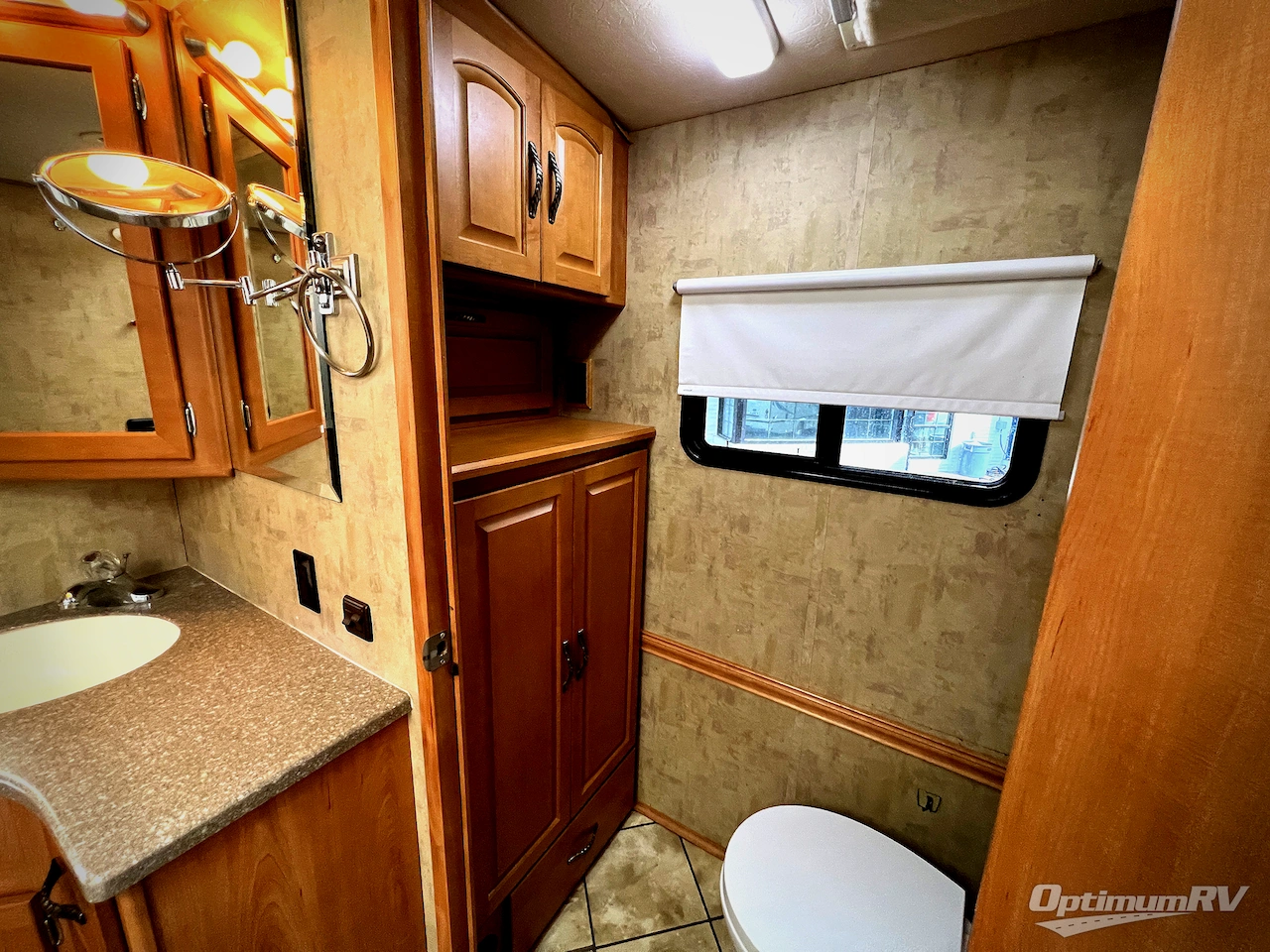 2007 Itasca Meridian 36 G Photo 20