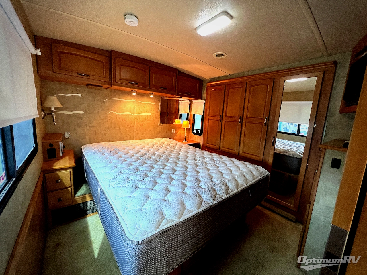 2007 Itasca Meridian 36 G Photo 21