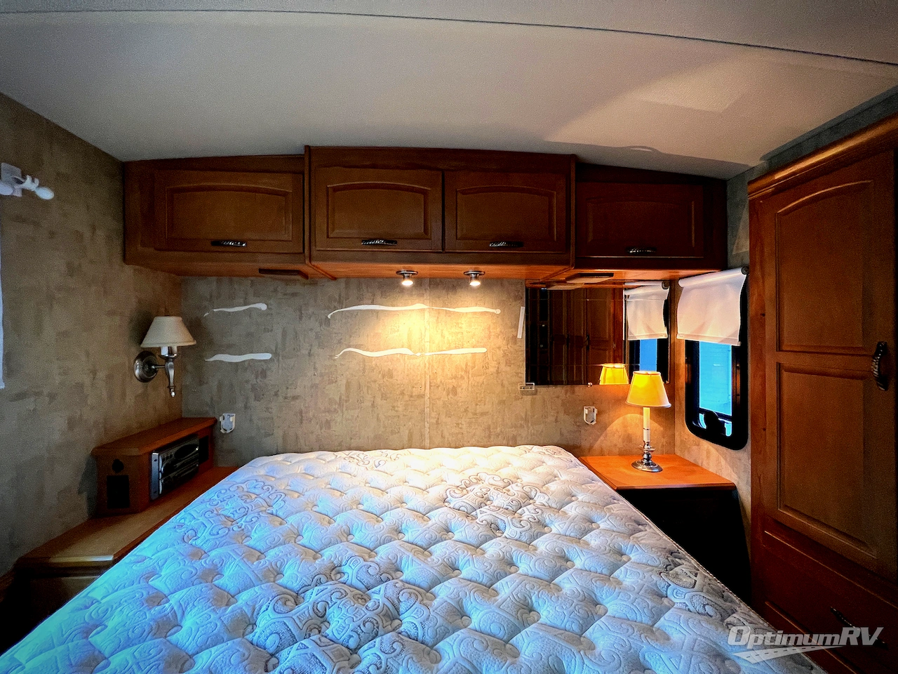 2007 Itasca Meridian 36 G Photo 22