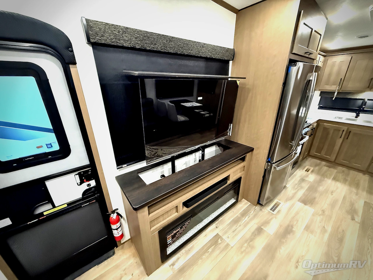 2025 KZ Durango 281RKD Photo 15