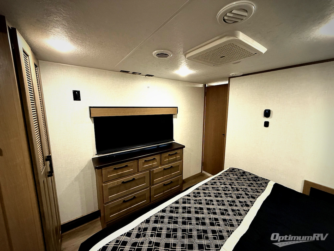 2025 KZ Durango 281RKD Photo 21