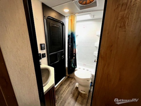 2023 Forest River Cherokee Grey Wolf 26DBH RV Photo 4