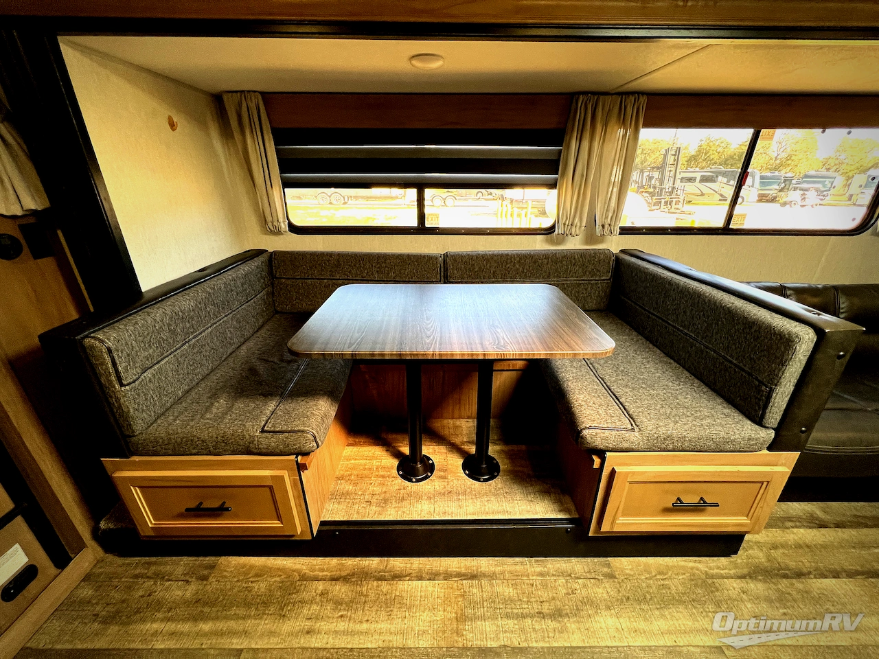 2023 Forest River Cherokee Grey Wolf 26DBH Photo 8