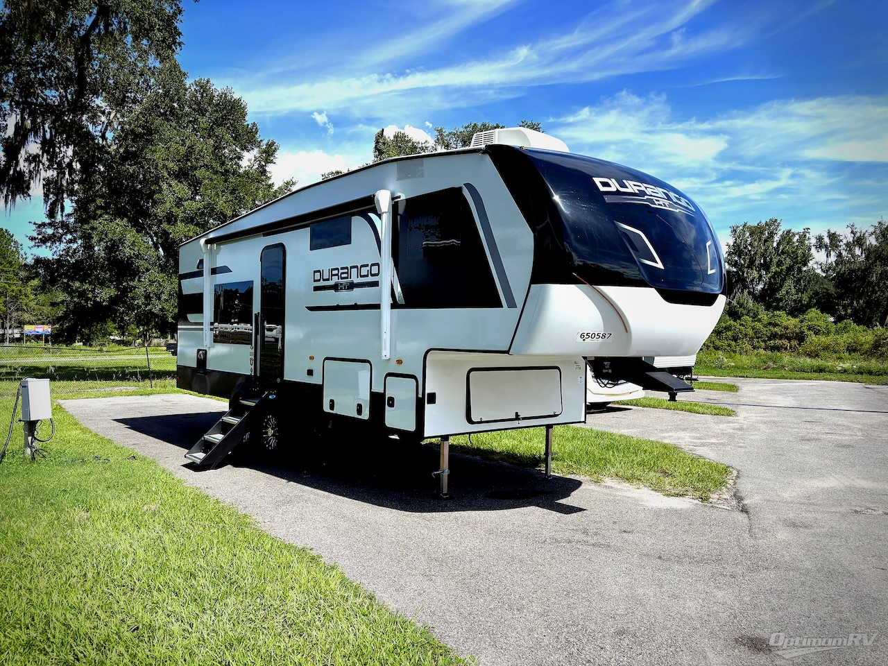 2026 KZ Durango Half-Ton D232MLD Photo 1